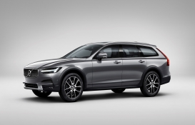Volvo V90 Cross Country'e 66 bin TL zam! İşte Volvo V90 Cross Country 18 Aralık 2022 fiyat listesi