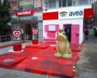 Avea; sevgilileri, mağazalarındaki “pembe panjurlu evler”de ağırlayacak!