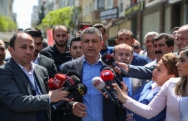 Esenyurt'ta yolda ve binada oluşan çatlaklar incelenecek!