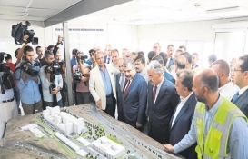 Bayraklı Şehir Hastanesi 2020'de açılacak! 