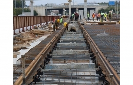 Antalya 3. Etap Raylı Sistem’de raylar döşendi!
