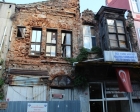 Haliç'in tarihi binaları yıkılmak üzere!