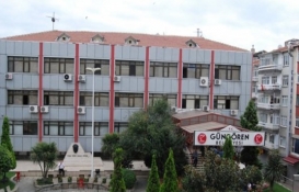 Güngören Belediyesi'nden risk taşıyan binanın tahliye edilmesi açıklaması!