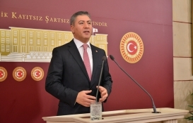 Ulus'ta TOKİ tarafından yapılan kazılarda tarihi eserler bulunması mecliste!