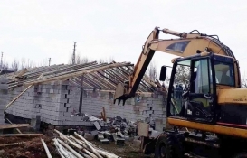 Bingöl'deki metruk binalar yıkılıyor!