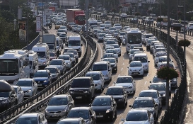 Trafiğe kaydı yapılan taşıt sayısında düşüş! Nisan ayında 179 bin 504 taşıtın trafiğe kaydı yapıldı