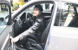 Merve Boluğur Bebek'te kiralık ev arıyor!