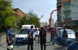 Batman'da kaçak inşaat yıkılıyor!