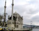 Ortaköy Camii restorasyonu 3 yıldır sürüyor!