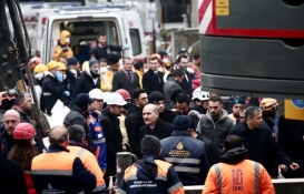 Kartal'daki enkazdan 45 saat sonra bir kişi çıkarıldı!