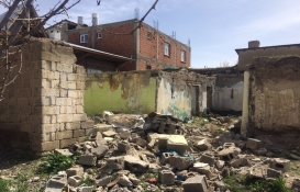 Van'da 154 metruk yapı yıkıldı!