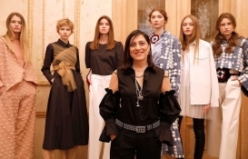 Mehtap Elaidi balkonunu yeniden dekore etti!