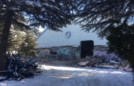 Afyonkarahisar Atatürk Spor Salonu yıkılıyor!