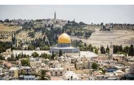 İsrail güçleri Kudüs'te evlilik hazırlığı yapan Filistinlinin evini yıktı!