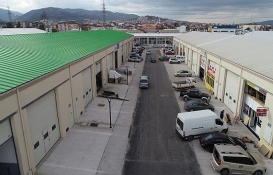 Gölcük eski sanayi sitesindeki dükkanlar yıkılıyor!