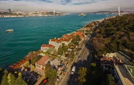 İstanbul Vakıflar'dan Üsküdar'da kiralık benzin istasyonu ve market!