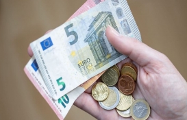 Euro  alalım mı? Henüz almadıysanız hemen bakın Euro ne kadar olacak