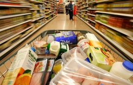 İndirimler peş peşe geldi, duyanlar markete koştu; 5 lt Ayçiçek yağı 124,90 TL'ye, 9 kg Persil matik 149,75 TL'ye düştü