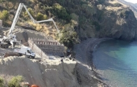 Karaburun'da tartışma yaratan inşaat bugün yıkılıyor!