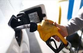 Araç sahiplerinin beklediği indirim! İşte 30 Ağustos Salı güncel benzin, motorin ve LPG fiyatları!