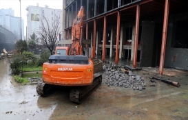 AKM'de yıkım başladı!