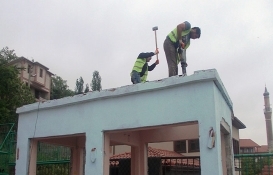 Kocaeli Akçakoca'da tehlike saçan binalar yıkılıyor!