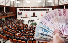 Emekliye ek zam Meclis'te kabul edildi...