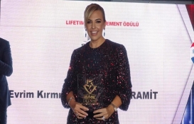 Evrim Kırmızıtaş Başaran'a iki ödül birden!