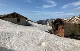 Rize'de 6 yayla evinin yıkıldığı iddia edildi!