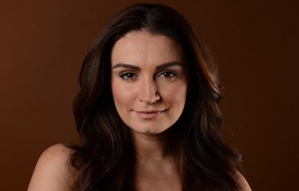 Ayça İnci çöp şiş dükkanı açtı!