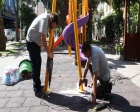 İzmir Karabağlar'daki 23 park yenilendi!