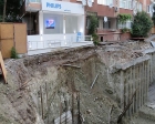 Bahçelievler'de inşaat sahasında toprak kayması!