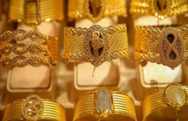 Altın fiyatlarında yükseliş trendi devam ediyor! 15 Ağustos Cuma altın fiyatları ne kadar oldu?