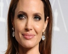 Angelina Jolie'nin evi 2 milyon dolara satılıyor!
