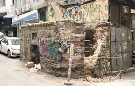 450 yıllık Pir Mehmed Çeşmesi'nde restorasyon faciası!