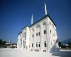 Burak Başlılar Camii mimarisiyle dikkat çekliyor!