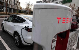 Tesla 1 milyondan fazla aracını geri çağırıyor! Peki ama neden?