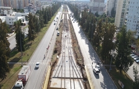 Antalya 3. Etap Raylı Sistem’de raylar döşeniyor!