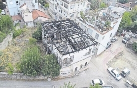 Muratpaşa'daki tarihi konağa şeritli önlem!