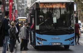 Toplu taşımada artık kullanamayacaklar! 65 yaş ve öğrenci kartı kullananlar için peş peşe açıklandı!
