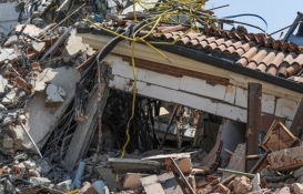 İzmir'de bir site, iki müteahhit, iki farklı sonuç!