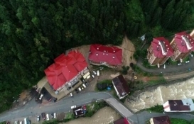 Hemşin'de 24 daireli apartman boşaltıldı!