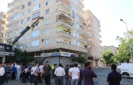 Diyarbakır'da çökme tehlikesi olan binada güçlendirme çalışmaları başladı!
